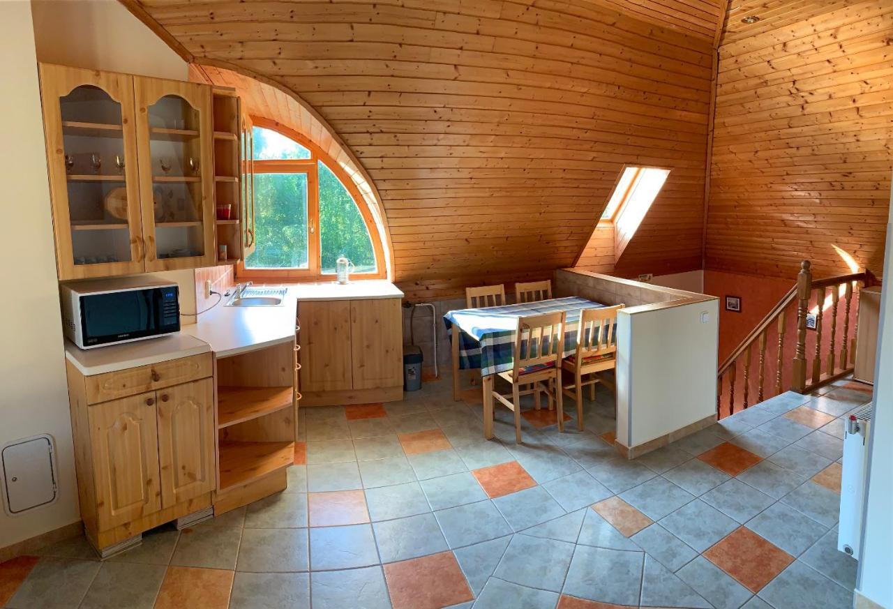 House4U Βίλα Balatonszárszó Εξωτερικό φωτογραφία