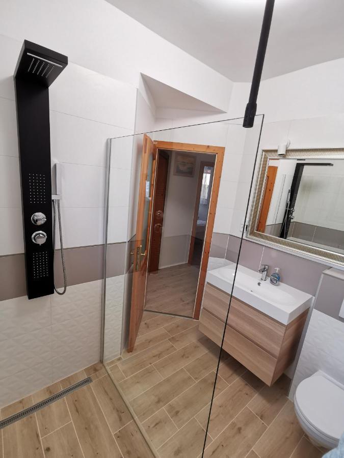 House4U Βίλα Balatonszárszó Εξωτερικό φωτογραφία